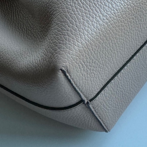 Isabella Rhea Tote - Picture 10 of 11